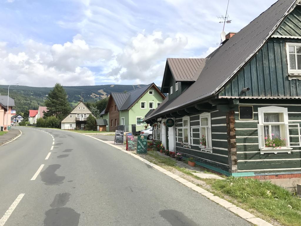 Penzion V Zelený Rokytnice nad Jizerou Exterior foto